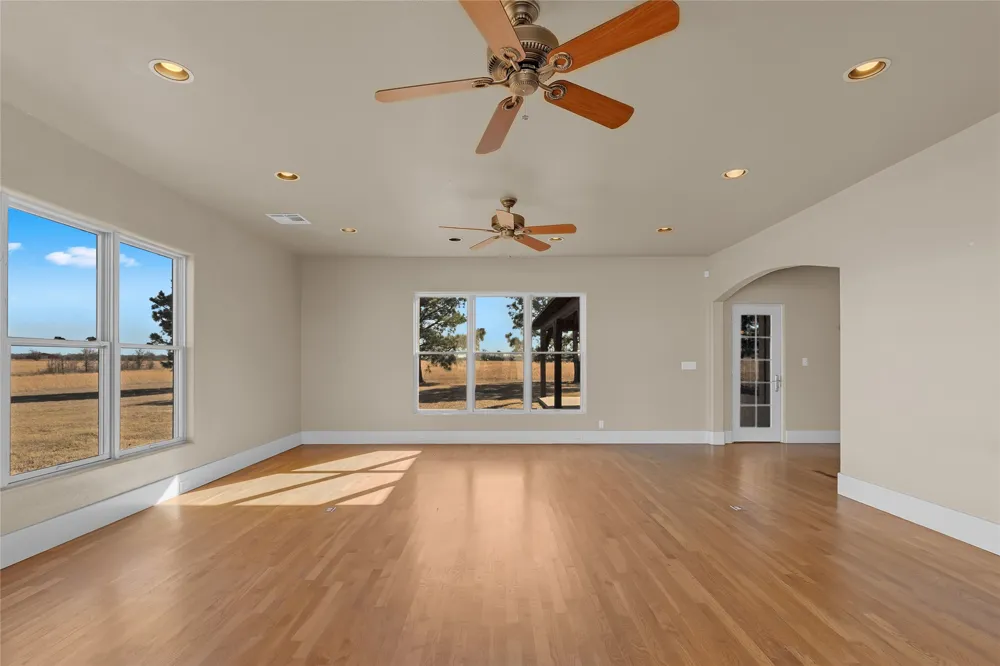 4324 Alt 75 Highway Beggs, OK 74421