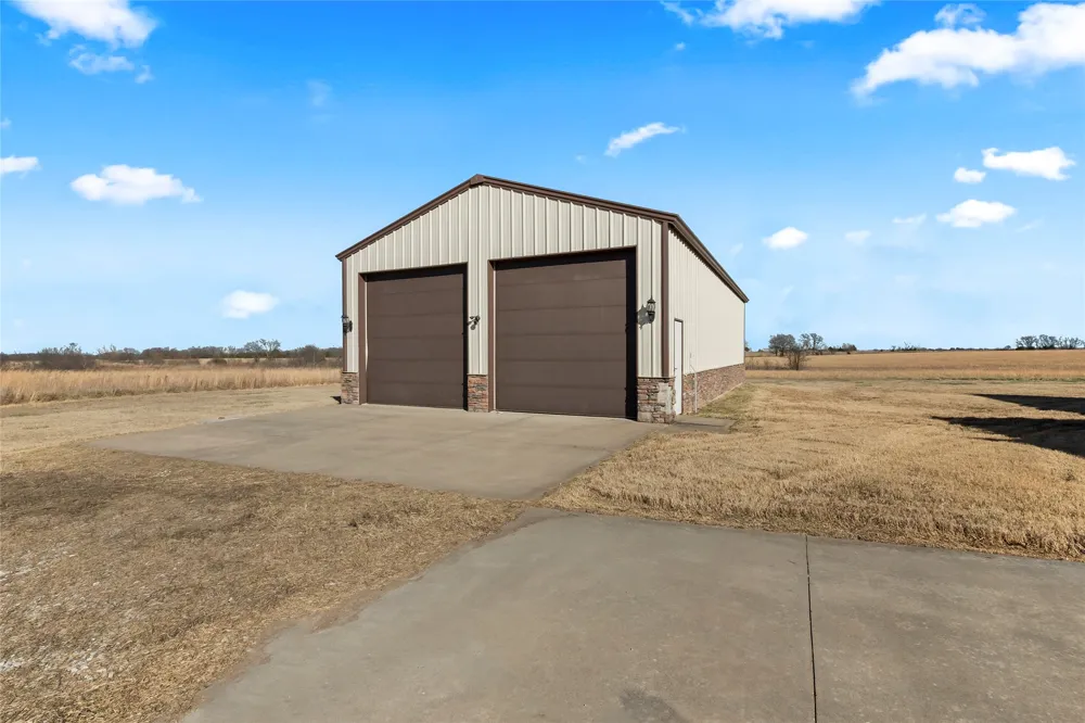 4324 Alt 75 Highway Beggs, OK 74421