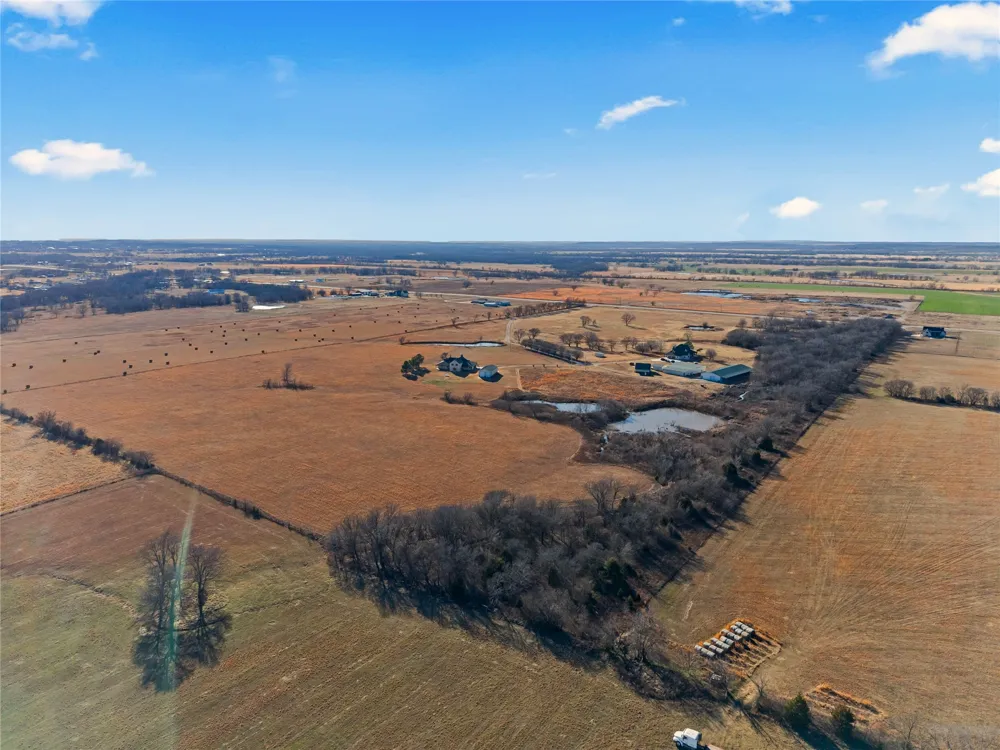 4324 Alt 75 Highway Beggs, OK 74421