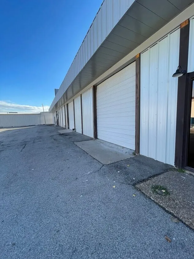 4466 S 74th EastAvenue Tulsa, OK 74145