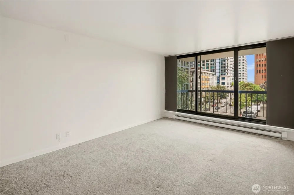 2100 3rd Avenue #602 Seattle, WA 98121