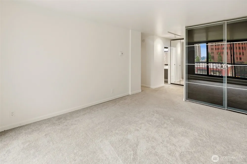 2100 3rd Avenue #602 Seattle, WA 98121