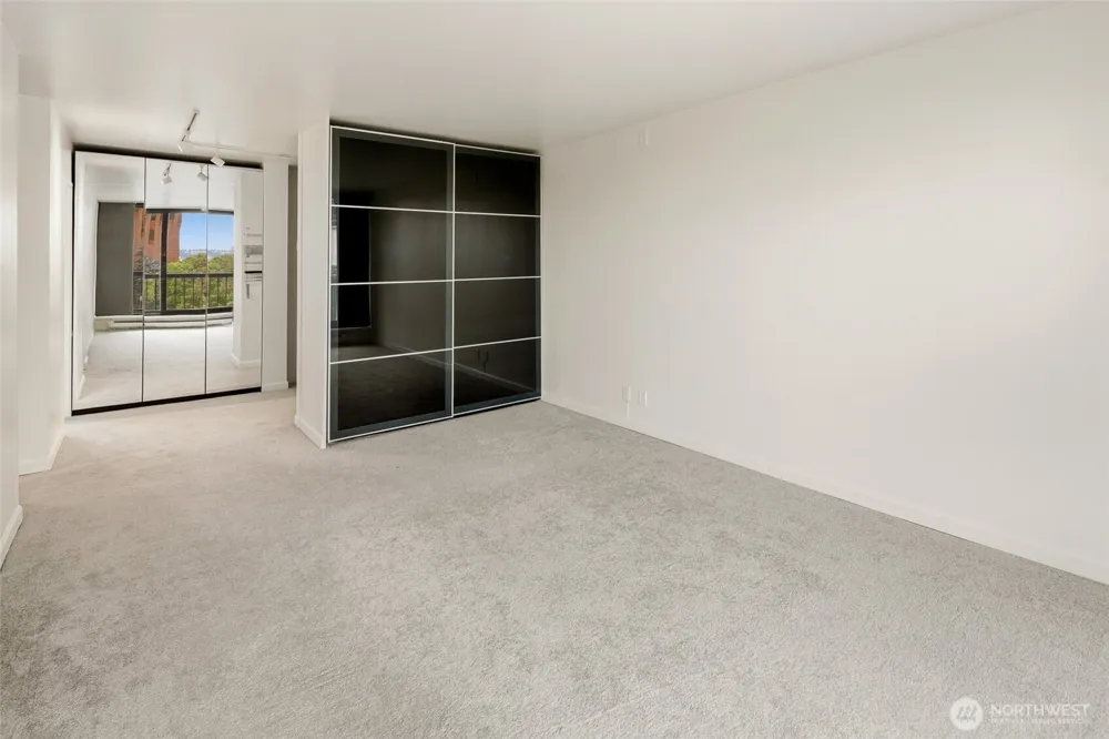 2100 3rd Avenue #602 Seattle, WA 98121