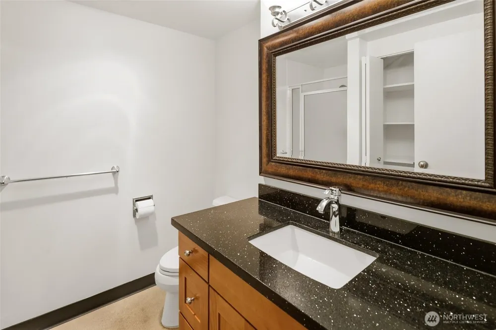 2100 3rd Avenue #602 Seattle, WA 98121