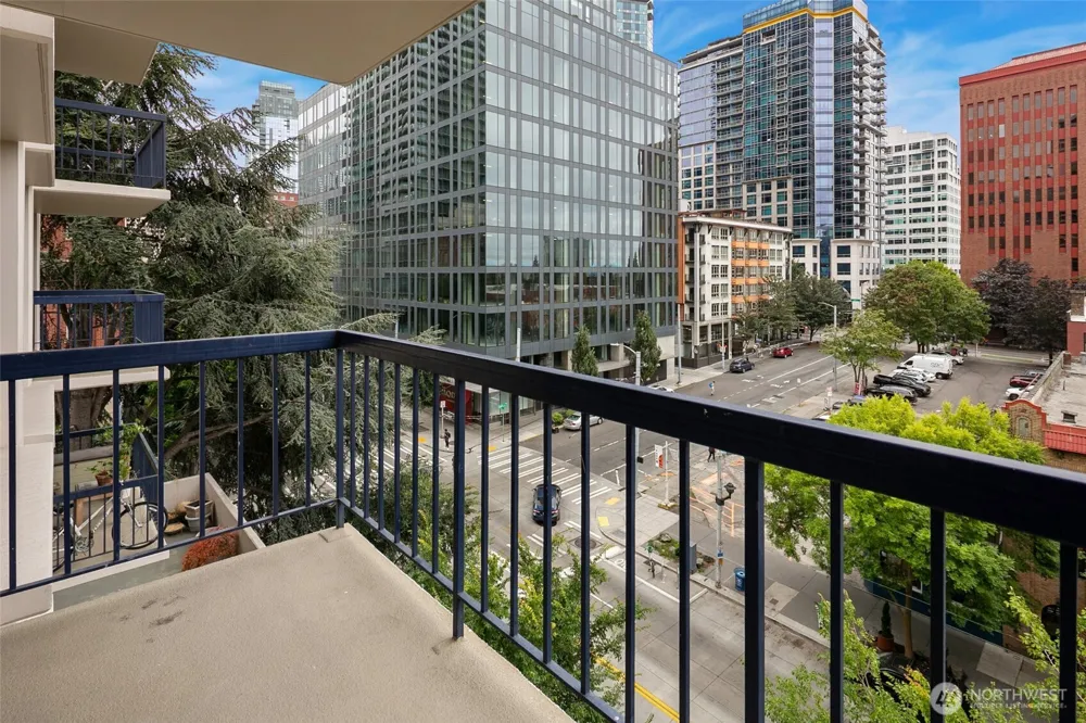 2100 3rd Avenue #602 Seattle, WA 98121