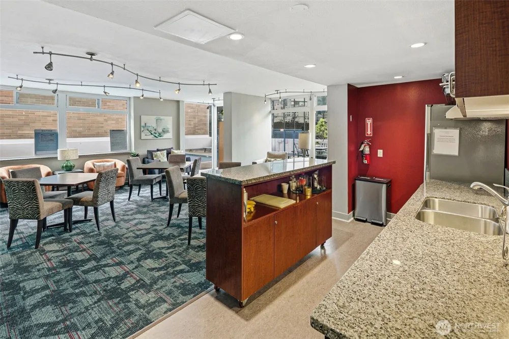 2100 3rd Avenue #602 Seattle, WA 98121
