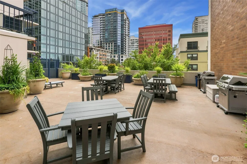 2100 3rd Avenue #602 Seattle, WA 98121