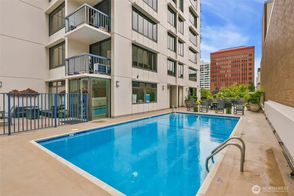 2100 3rd Avenue #602 Seattle, WA 98121