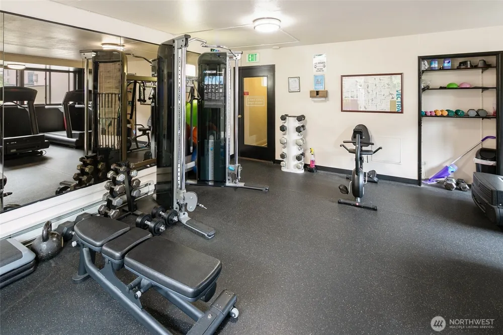 2100 3rd Avenue #602 Seattle, WA 98121