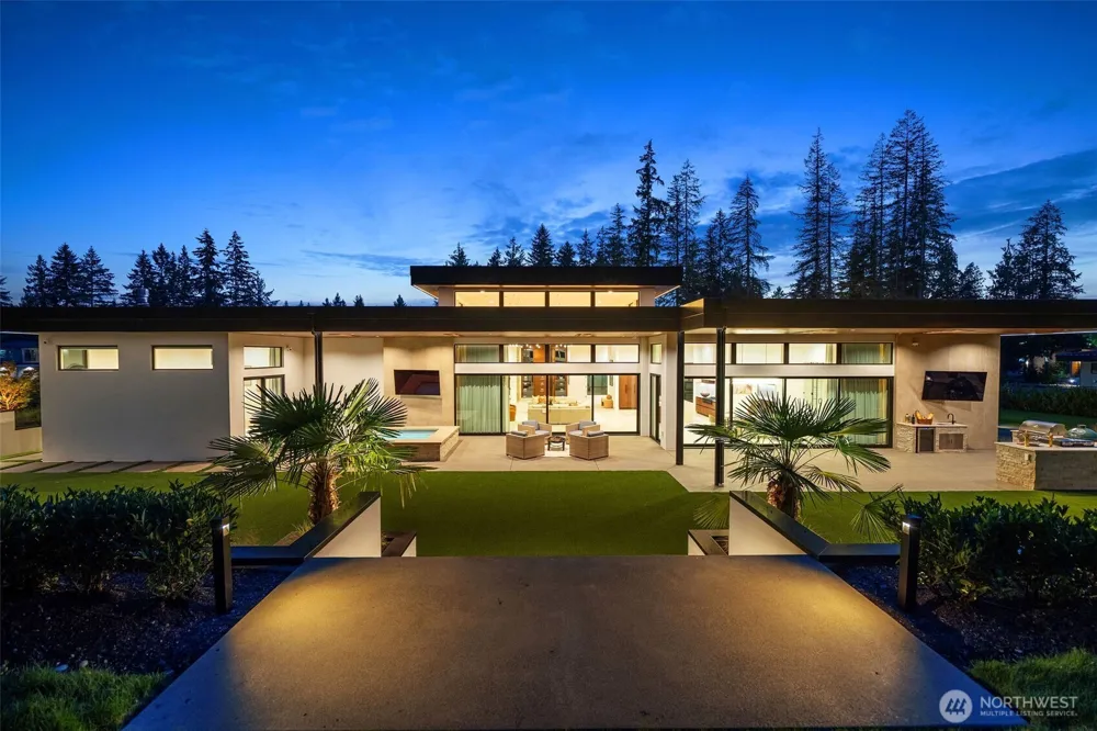 23680 NE 39th Place Redmond, WA 98053