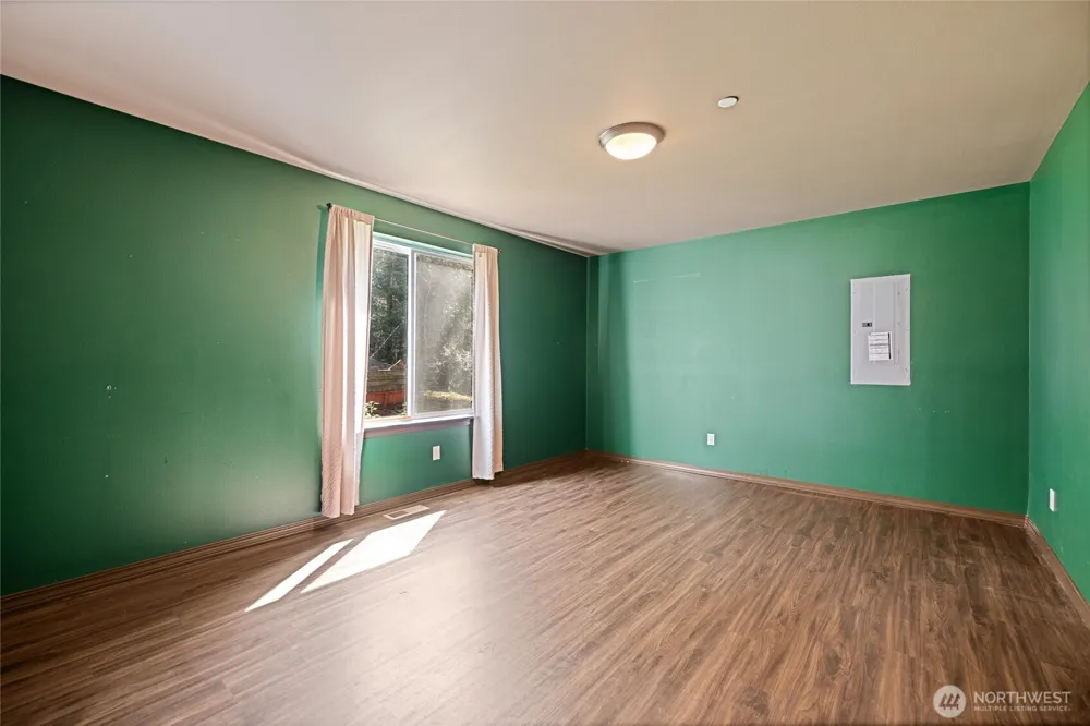 16908 61st Street NW Vaughn, WA 98394