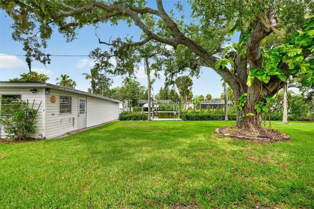 341 SHORE DRIVE Ellenton, FL 34222