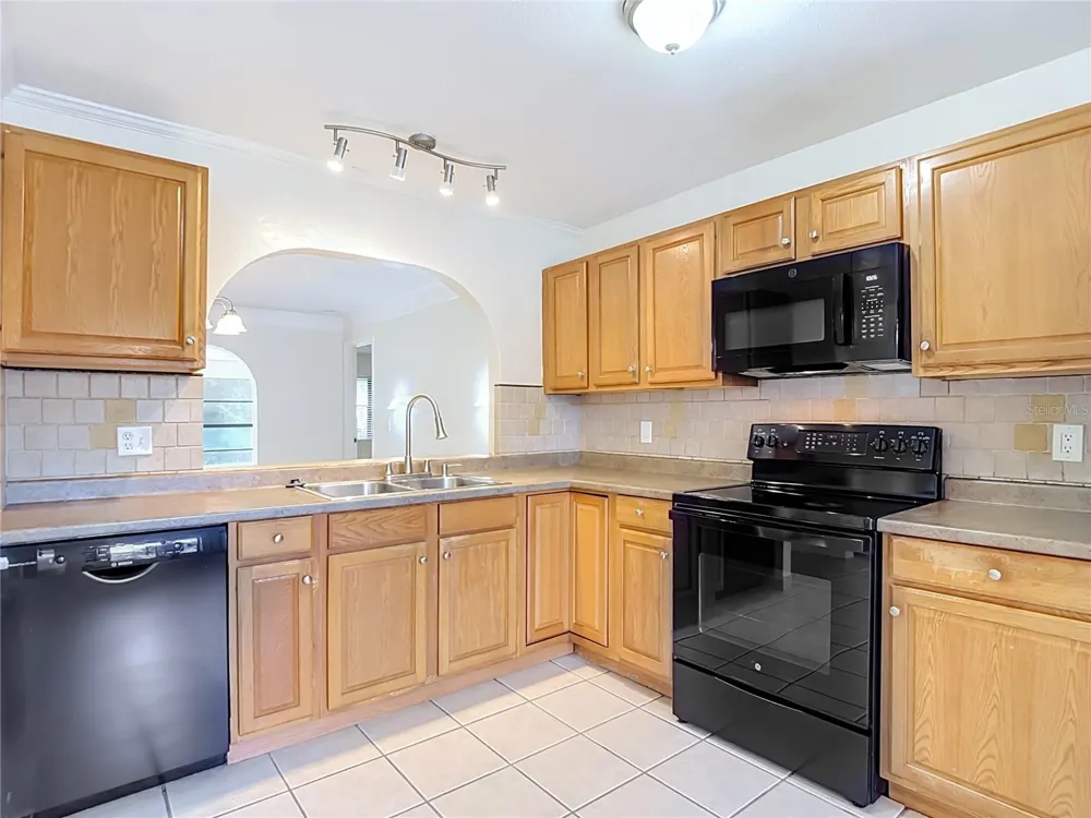 11510 PAMPAS DRIVE New Port Richey, FL 34654