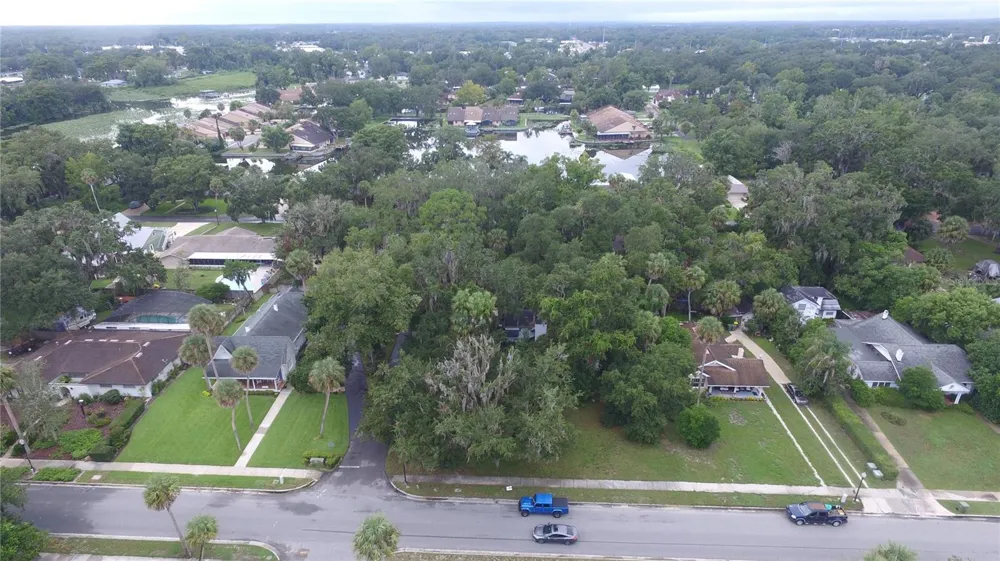 815 S 9TH STREET Leesburg, FL 34748
