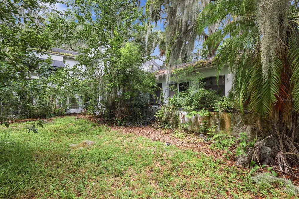 815 S 9TH STREET Leesburg, FL 34748