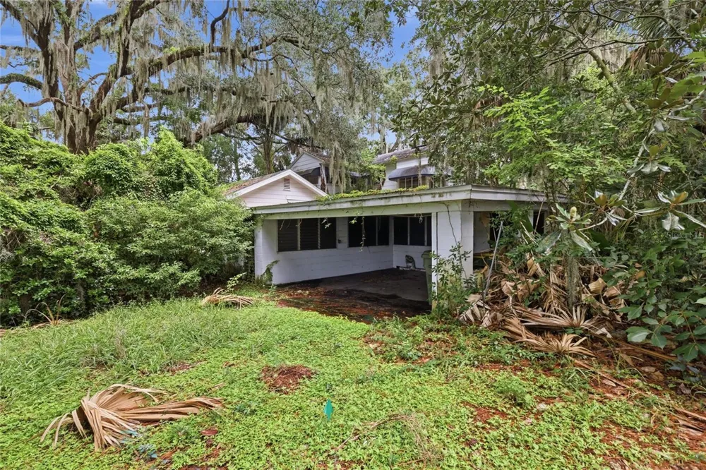 815 S 9TH STREET Leesburg, FL 34748