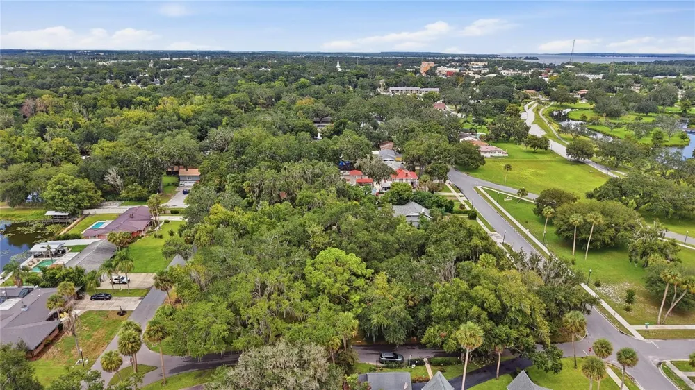 815 S 9TH STREET Leesburg, FL 34748