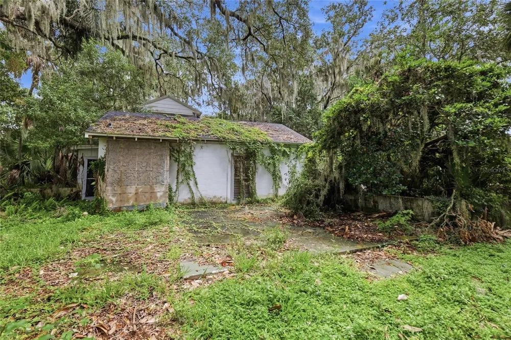 815 S 9TH STREET Leesburg, FL 34748