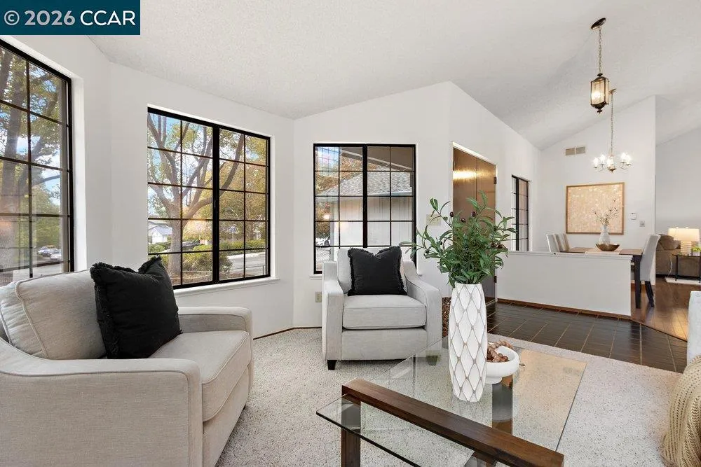 395 Marti Marie Dr Martinez, CA 94553