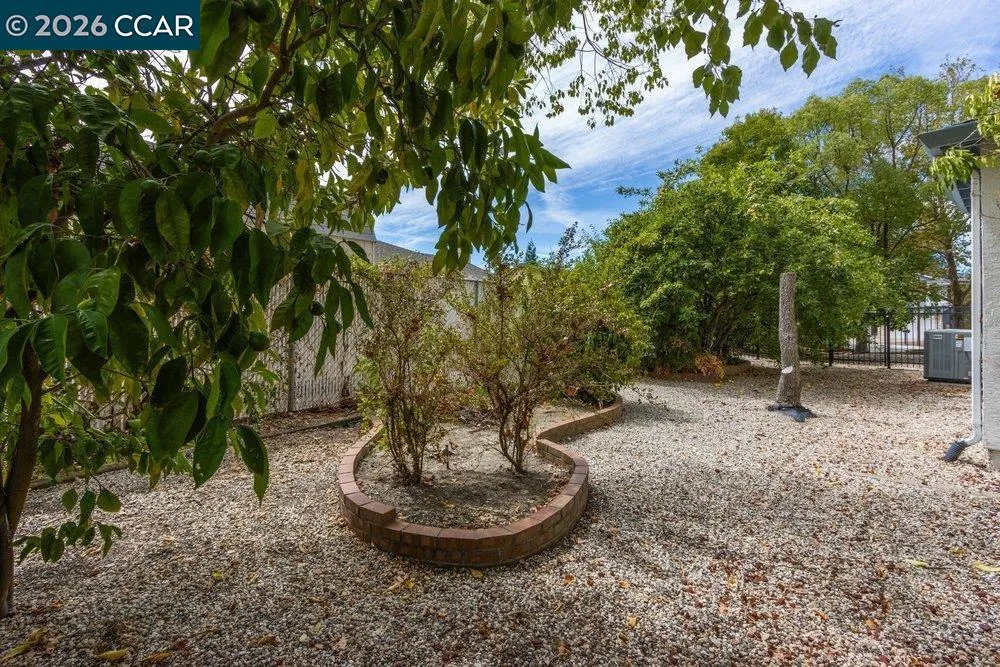 395 Marti Marie Dr Martinez, CA 94553