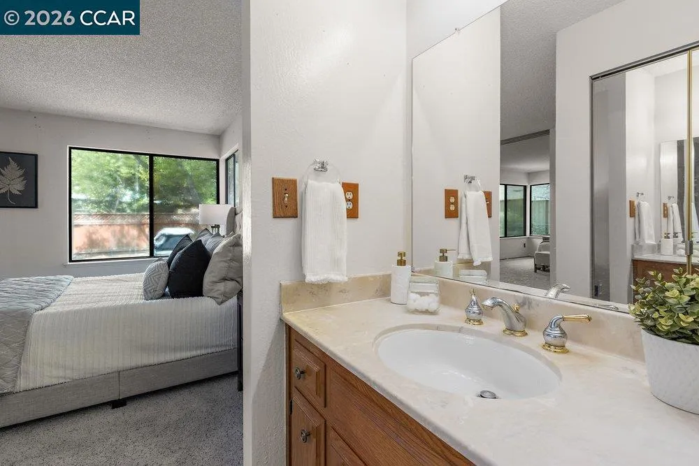 395 Marti Marie Dr Martinez, CA 94553