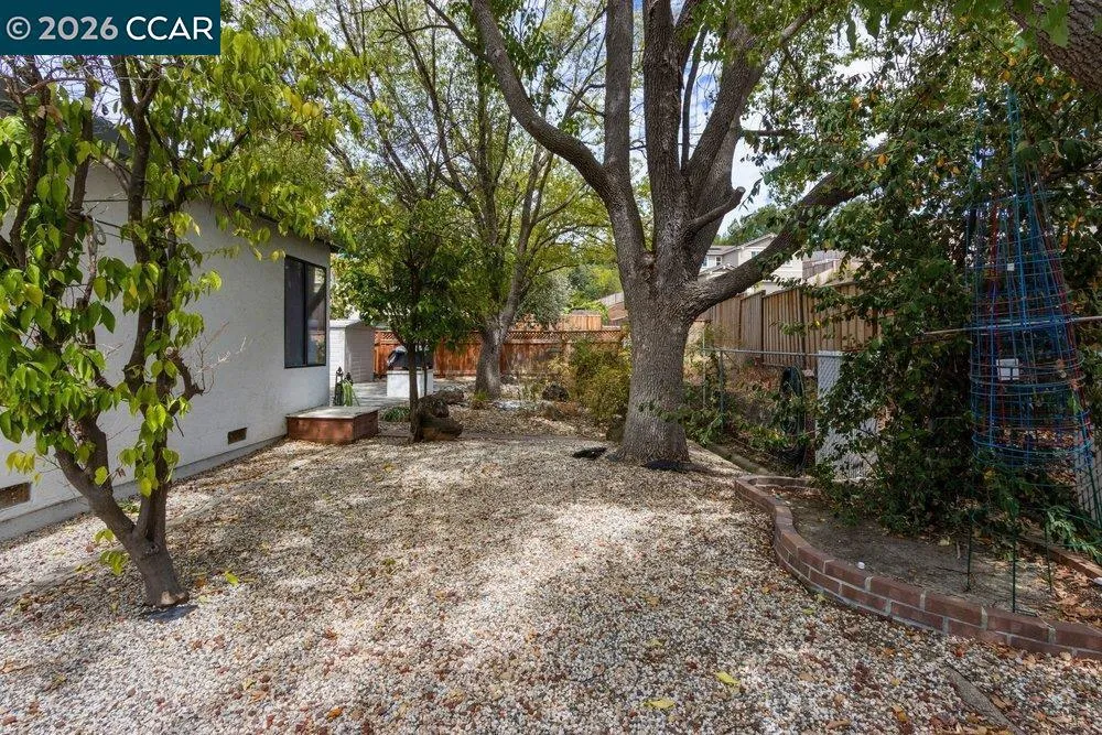 395 Marti Marie Dr Martinez, CA 94553