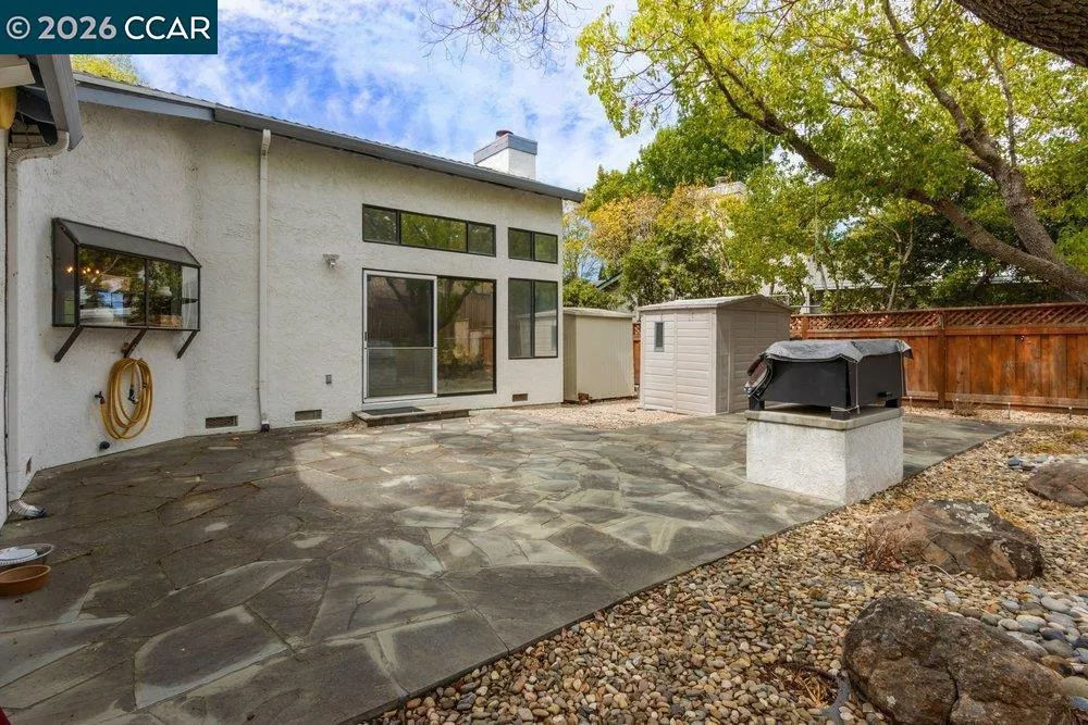 395 Marti Marie Dr Martinez, CA 94553