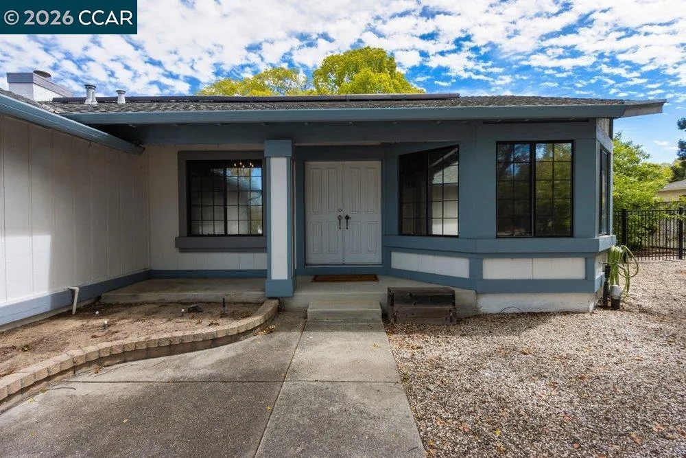 395 Marti Marie Dr Martinez, CA 94553