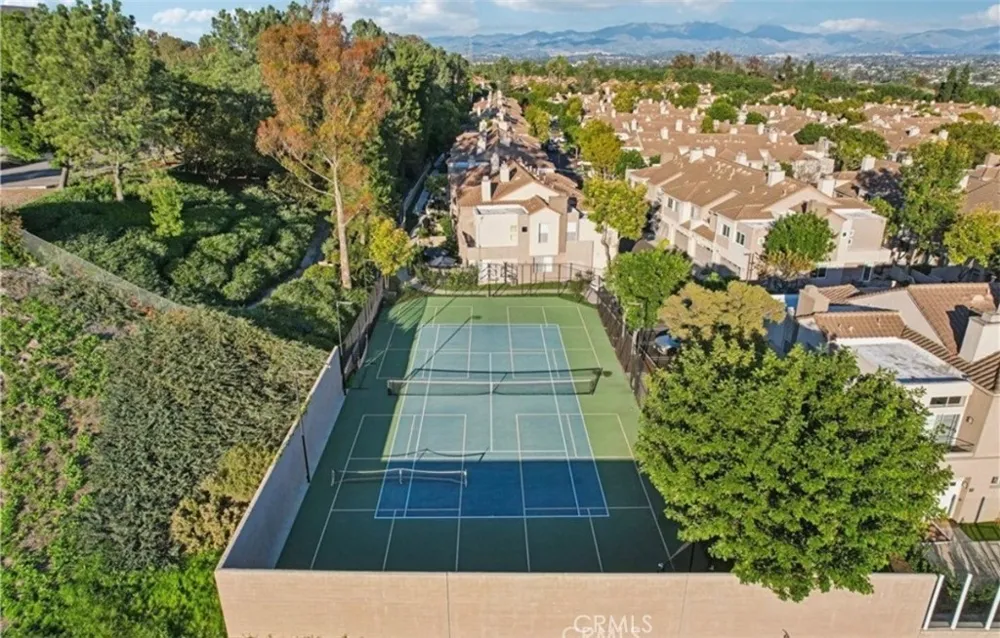 67 Tradewinds Aliso Viejo, CA 92656
