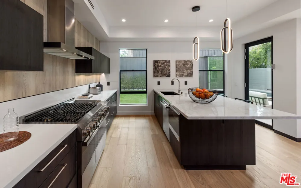 4329 Agnes Avenue Studio City, CA 91604