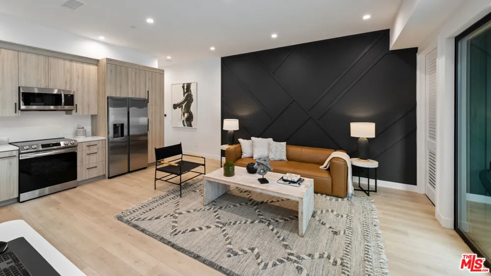 4329 Agnes Avenue Studio City, CA 91604