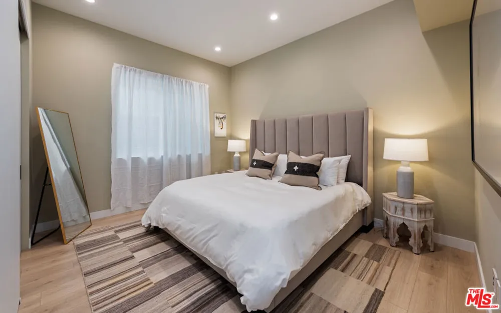 4329 Agnes Avenue Studio City, CA 91604