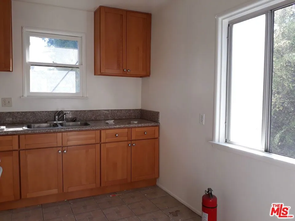 3968 Verdugo Road Los Angeles, CA 90065