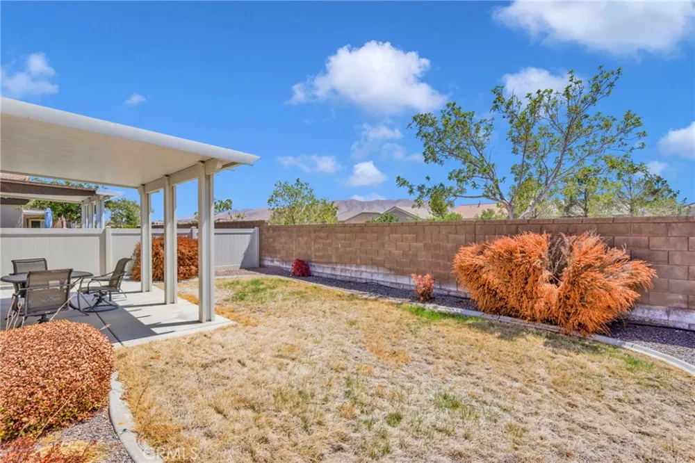 19535 Hanely Apple Valley, CA 92308