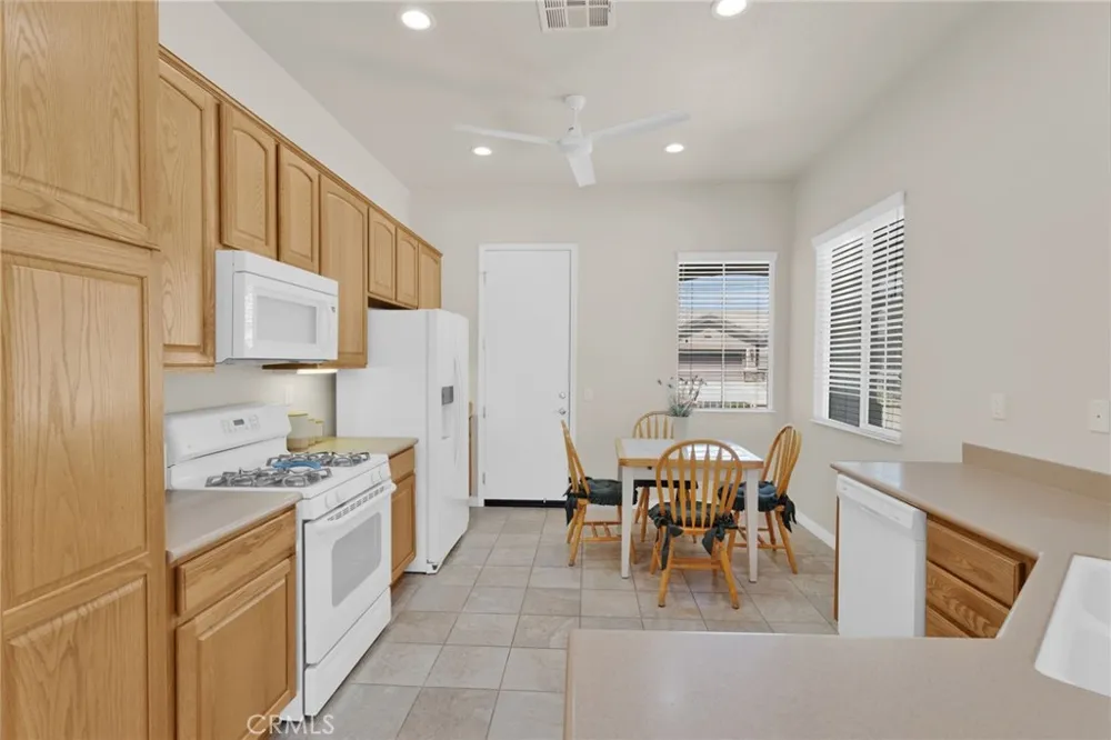 19535 Hanely Apple Valley, CA 92308