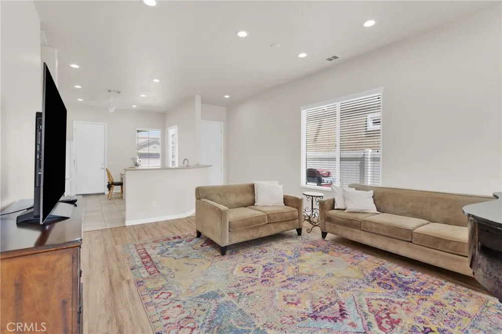 19535 Hanely Apple Valley, CA 92308