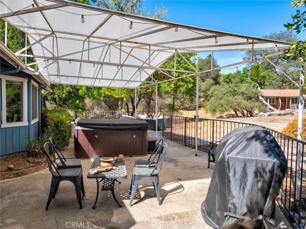 44665 Road 619 Ahwahnee, CA 93601