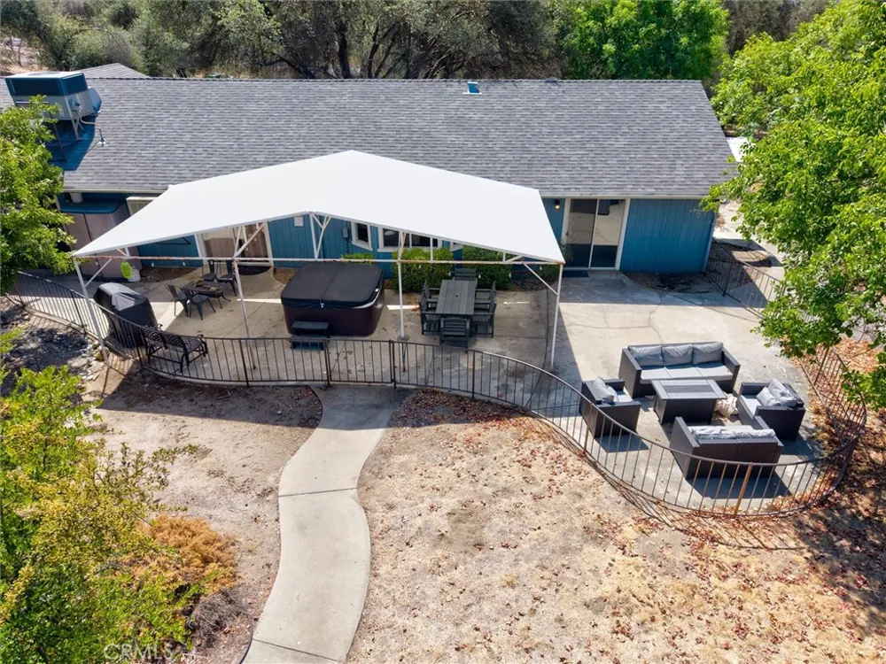 44665 Road 619 Ahwahnee, CA 93601