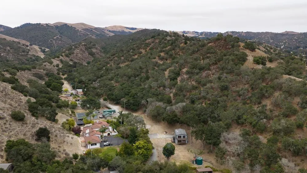 157 San Benancio Road Salinas, CA 93908
