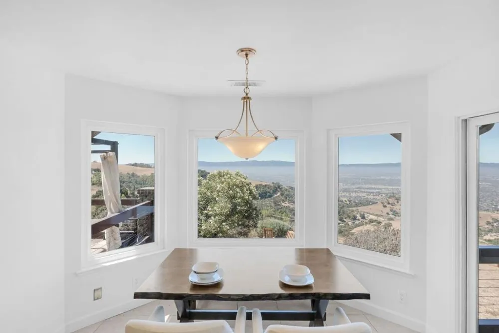 3020 Three Springs Road San Jose, CA 95140