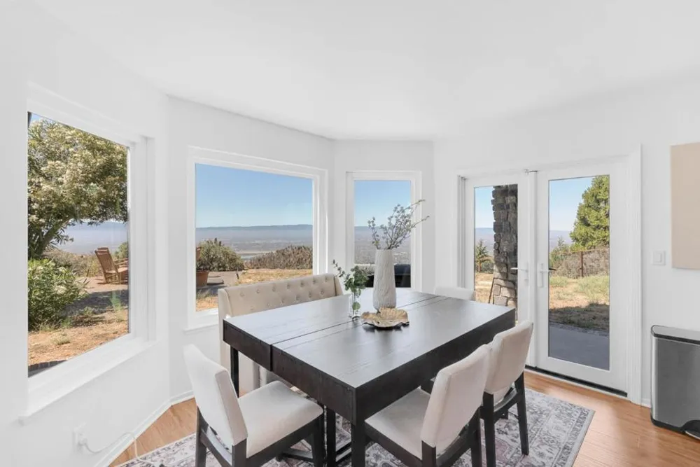3020 Three Springs Road San Jose, CA 95140
