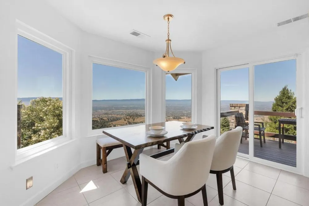 3020 Three Springs Road San Jose, CA 95140
