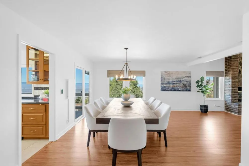 3020 Three Springs Road San Jose, CA 95140