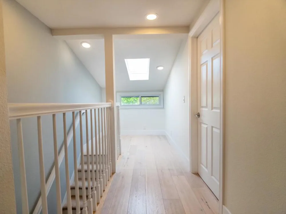 1435 Edgehill Drive Burlingame, CA 94010