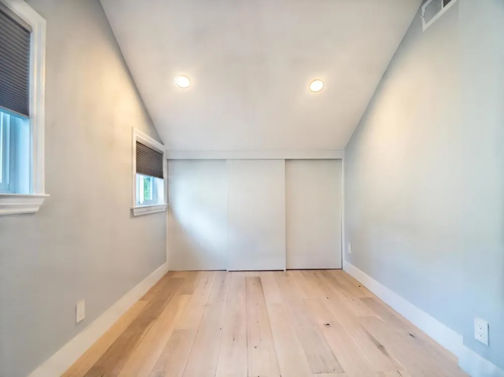 1435 Edgehill Drive Burlingame, CA 94010