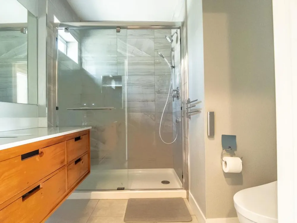 1435 Edgehill Drive Burlingame, CA 94010