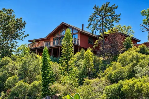 2115 Encinitas Boulevard