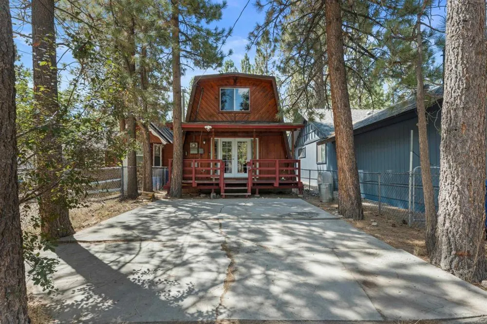 624 Elysian Boulevard Big Bear City, CA 92314