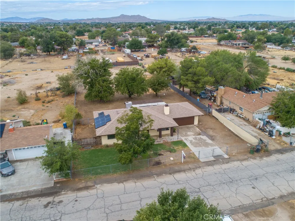 40629 174th E Lancaster, CA 93535
