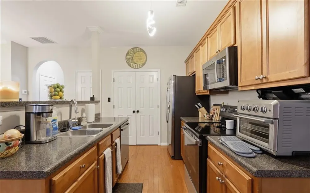 4908 Sierra Way South Fulton, GA 30349